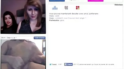 Busty fucked ដោយបុរសម្នាក់ដែលមានវ័យក្មេងជាង. ប៊ូម