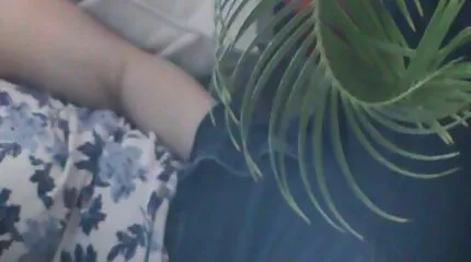 ប៍នតង់ដេនៅក្រោម fucks ផ្សិតជាមួយលោក Charles Dera។