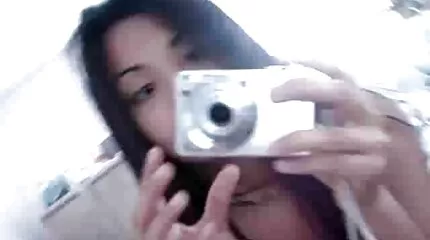 គ្រាប់បាល់លិតនិងបូម pussy។